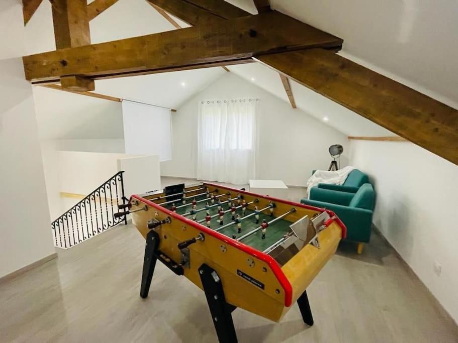 Superbe Appartement Avec Salle De Jeux Vaux-les-Saint-Claude Luaran gambar